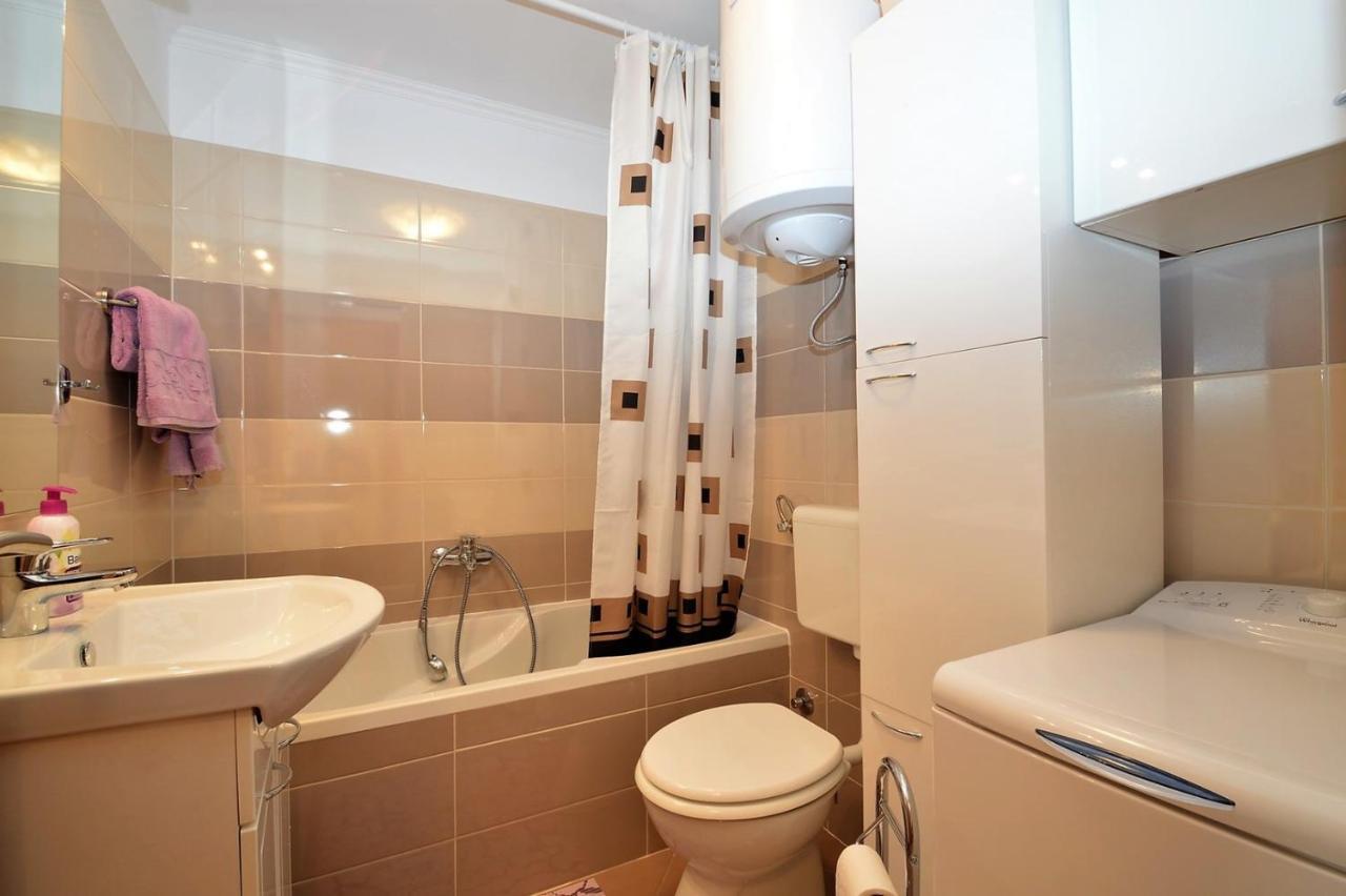 Apartment Hrasta Vrana  Екстер'єр фото