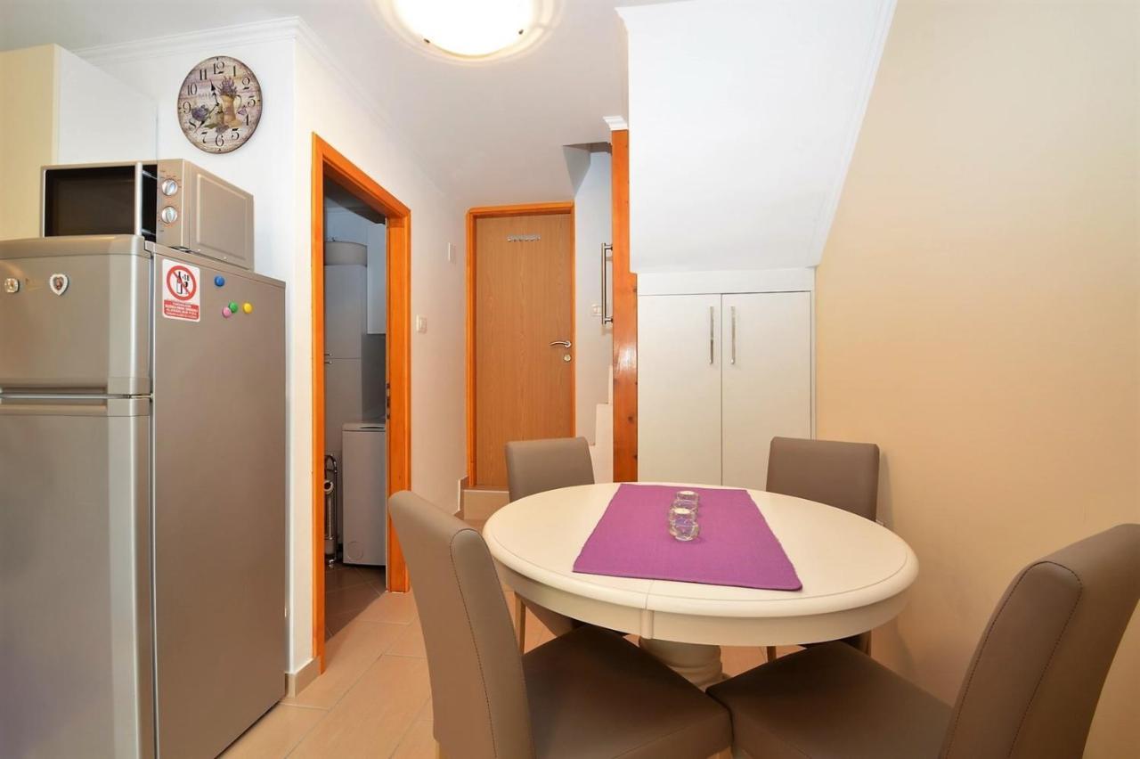 Apartment Hrasta Vrana  Екстер'єр фото